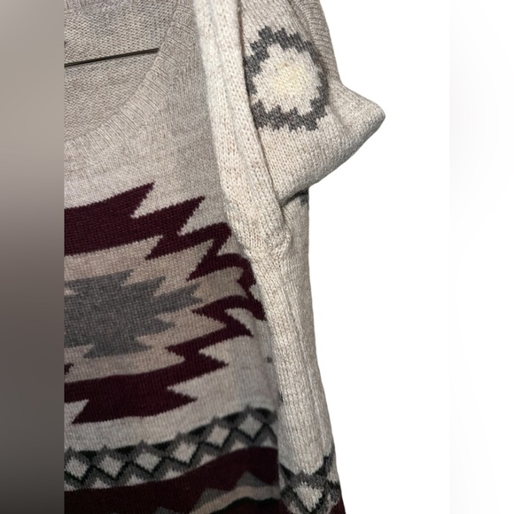 American Eagle Outfitters Size Medium Wool Blend Native American Aztec Sweater - Picture 5 of 9